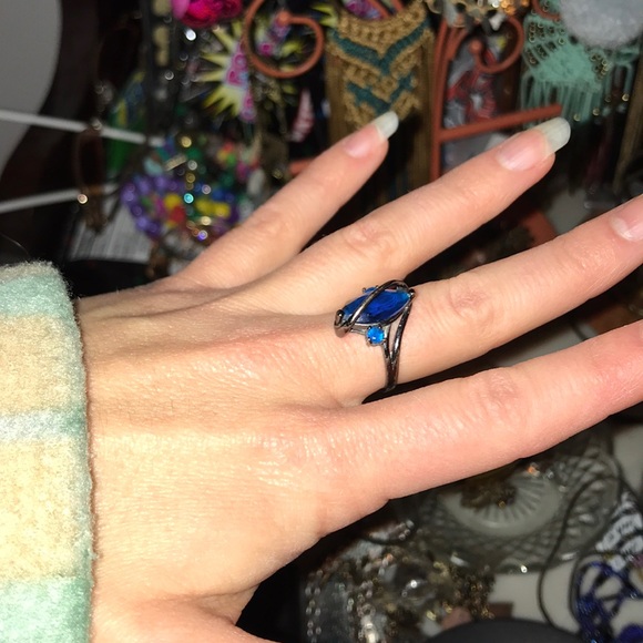 🌵Vintage blue ring or 25% off mix n match bundles - Picture 3 of 3